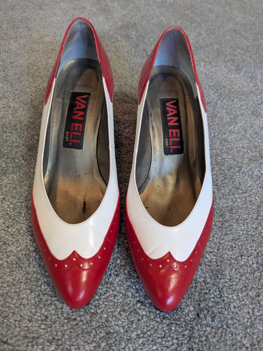 Vaneli Two-Tone Red and White Pointed Kitten Heel Rockabilly